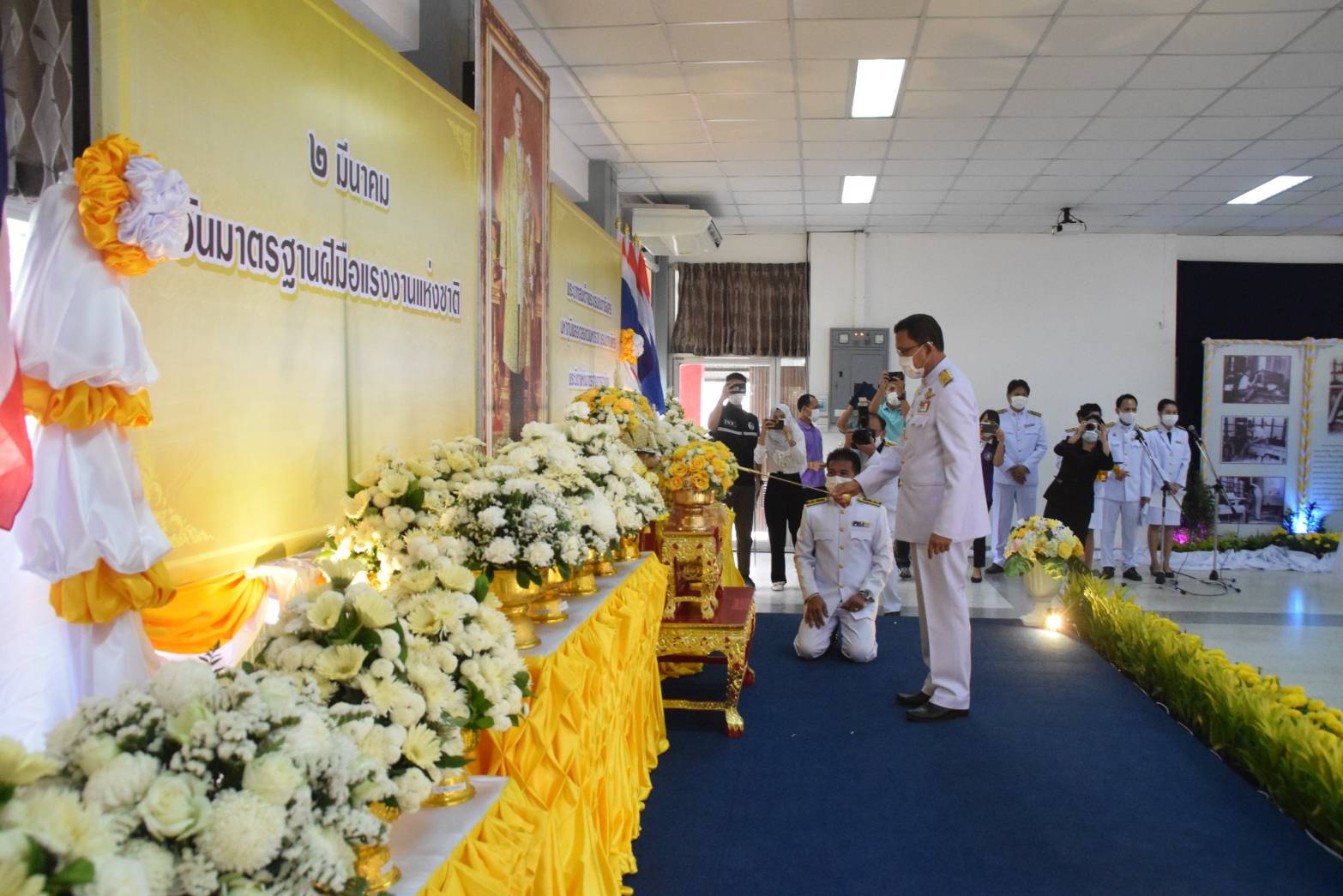 อยุธยา จัดพิธีถวายราชสดุดีแด่ ในหลวง รัชกาลที่ 9  “พระบิดาแห่งมาตรฐานการช่างไทย” ในวันมาตรฐานฝีมือแรงงานแห่งชาติ