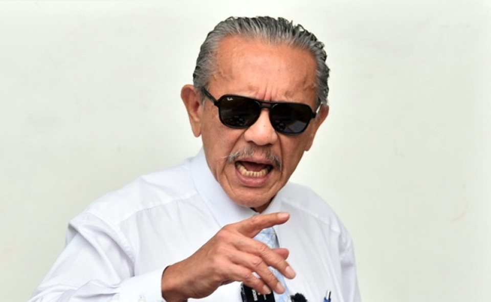 "ชูวิทย์" ฟาดแรง! พรรคส้มพลาดเกมการเมือง ถูกเทซ้ำ เปิดทาง “พรรคน้ำเงิน” ผงาดอันดับหนึ่งใน 2 เดือน