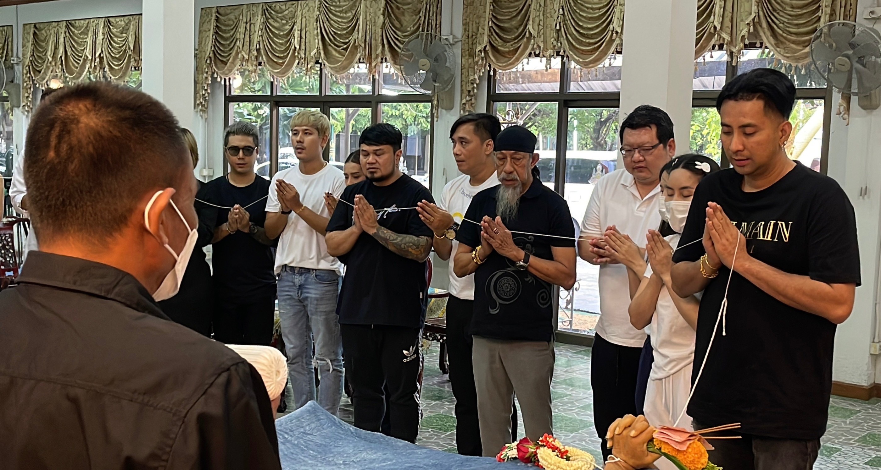 “บอล เชิญยิ้ม” เศร้า คุณแม่อันเป็นที่รักจากไปอย่างสงบด้วยปัญหาสุขภาพ