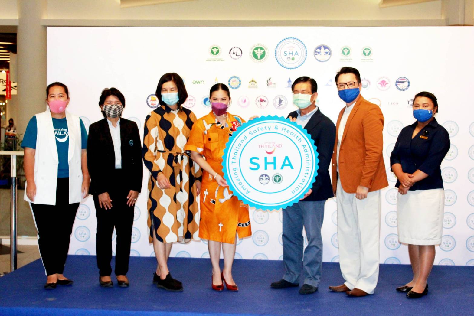 ททท. มอบป้าย SHA ให้สถานประกอบการท่องเที่ยวประจวบฯ-เพชรบุรี 