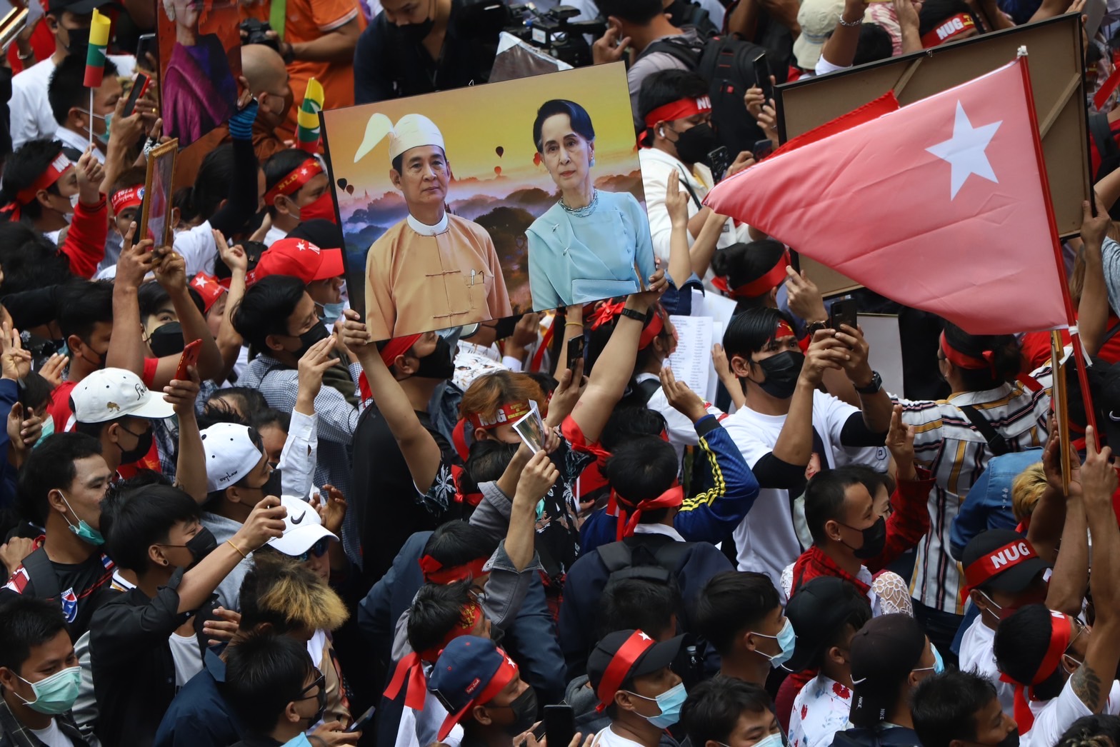 ชาวเมียนมา นัดชุมนุมหน้าสถานทูตเนื่องในโอกาสครบรอบ 2 ปี รัฐประหาร