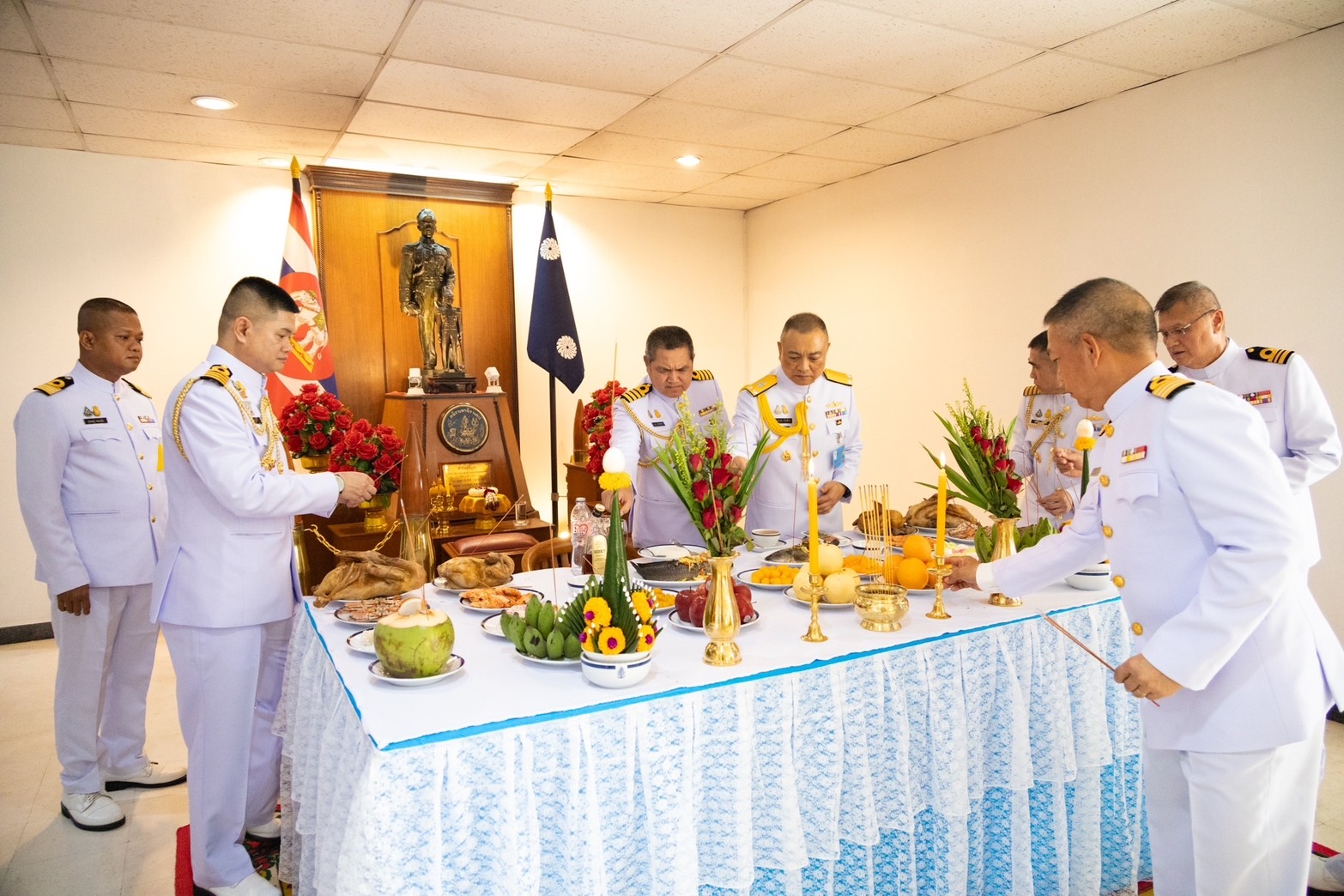 ทรภ.1 จัดพิธีน้อมรำลึกในพระกรุณาคุณเนื่องในวันคล้ายวันสิ้นพระชนม์ของกรมหลวงชุมพรเขตอุดมศักดิ์ 