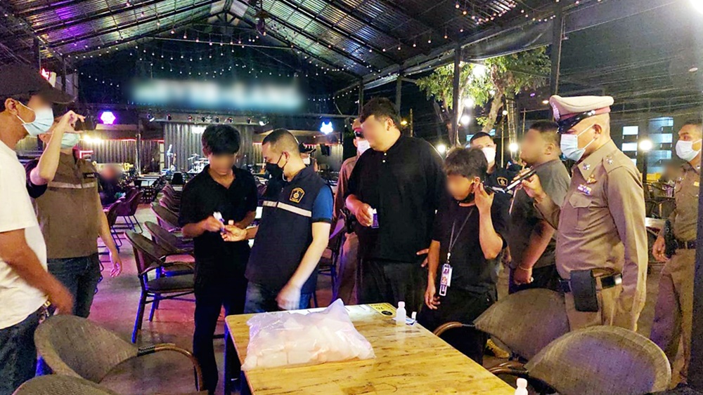 บุกตรวจร้านเหล้า! สร้างใหม่อยู่ใกล้เคียงที่เกิดเหตุเพลิงไหม้ Mountain B 