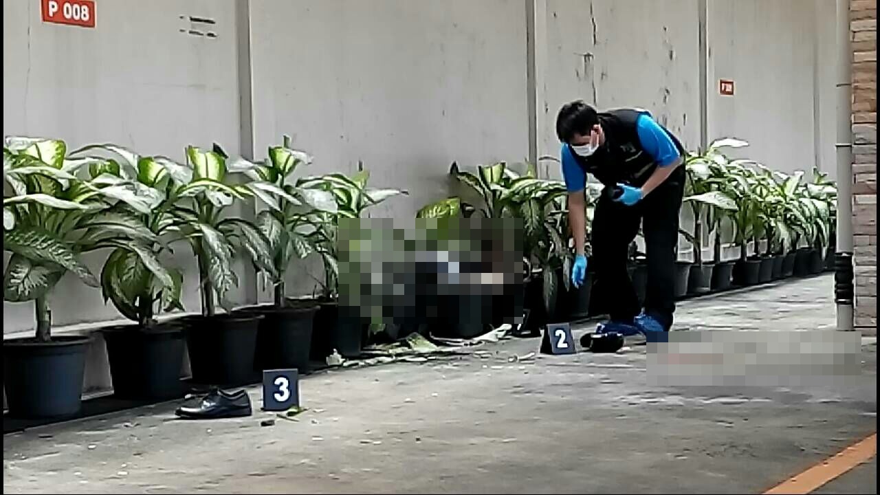 หนุ่มนิรนามดิ่งอาคารสูงข้างตึกช้าง ร่างกายแหลกเหลว-ตร.เร่งตรวจสอบ