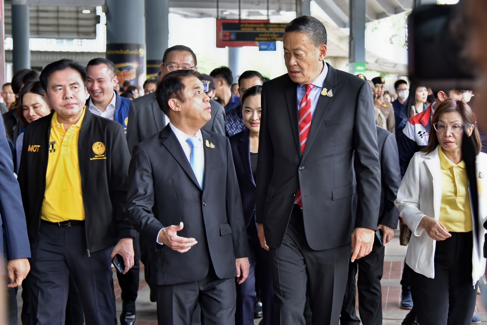 "รมว.สุดาวรรณ"พร้อมนายกฯตรวจเยี่ยมสถานีขนส่งหมอชิต 2 รับการเดินทางของปชช.ช่วงเทศกาลสงกรานต์  