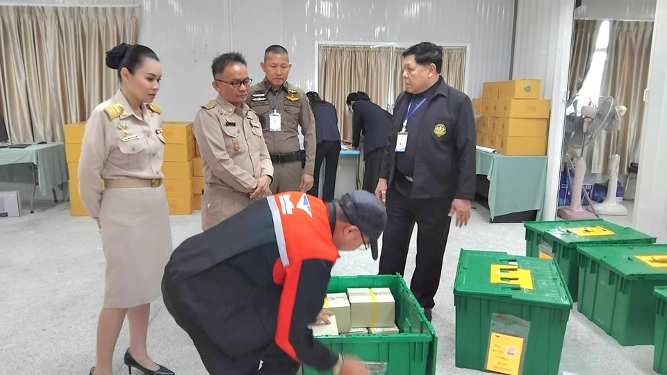 กกต.อบจ.กาฬสินธุ์ ติวเข้มรวมผลคะแนนเลือกตั้ง ส.อบจ.แทนตำแหน่งว่าง พร้อมรับมอบบัตรเลือกตั้ง