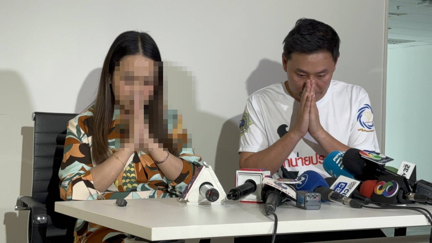 สาวร้องขอความช่วยเหลือ'ทนายตั้ม'ถูกดาบตำรวจสน.ราษฎร์บูรณะเบี้ยวค่าถมดินกว่า2ล้านแถมข่มขู่ผู้เสียหาย