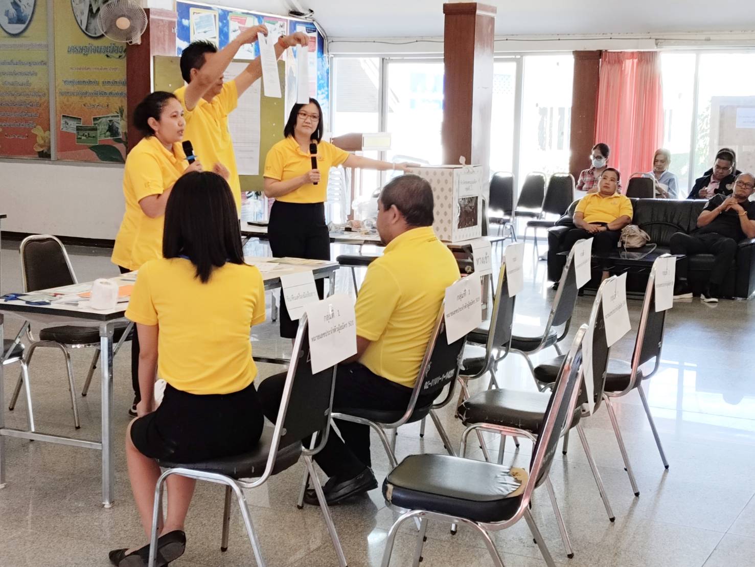 สนง.กกต.ฉะเชิงเทรา อบรมคณะกรรมการประจำศูนย์อำนวยการเลือกตั้งสมาชิกวุฒิสภา(สว.)ระดับจังหวัด 