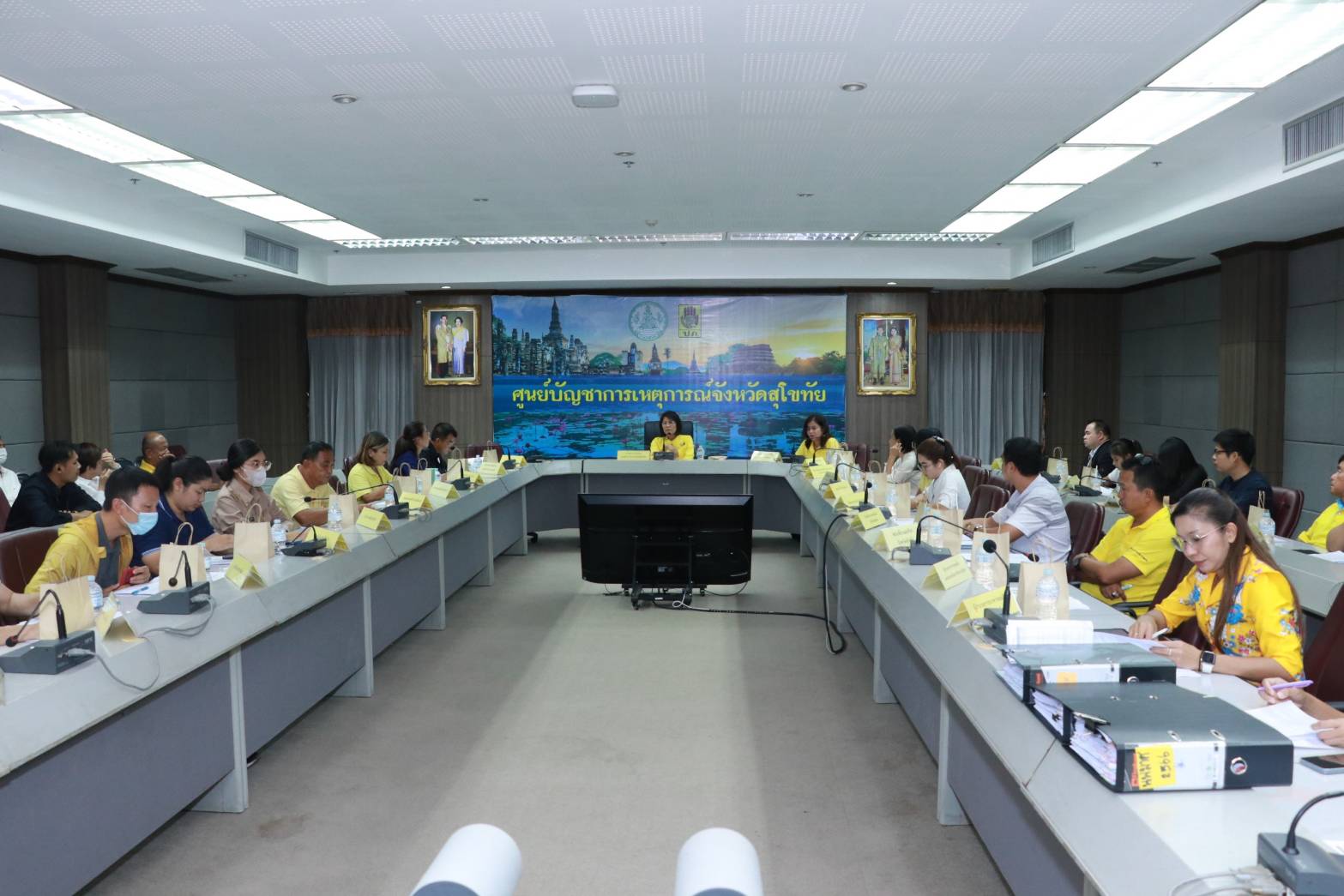 จังหวัดสุโขทัยประชุมคณะกรรมการฝ่ายการประกวดนางนพมาศ งานประเพณีลอยกระทง เผาเทียน เล่นไฟ