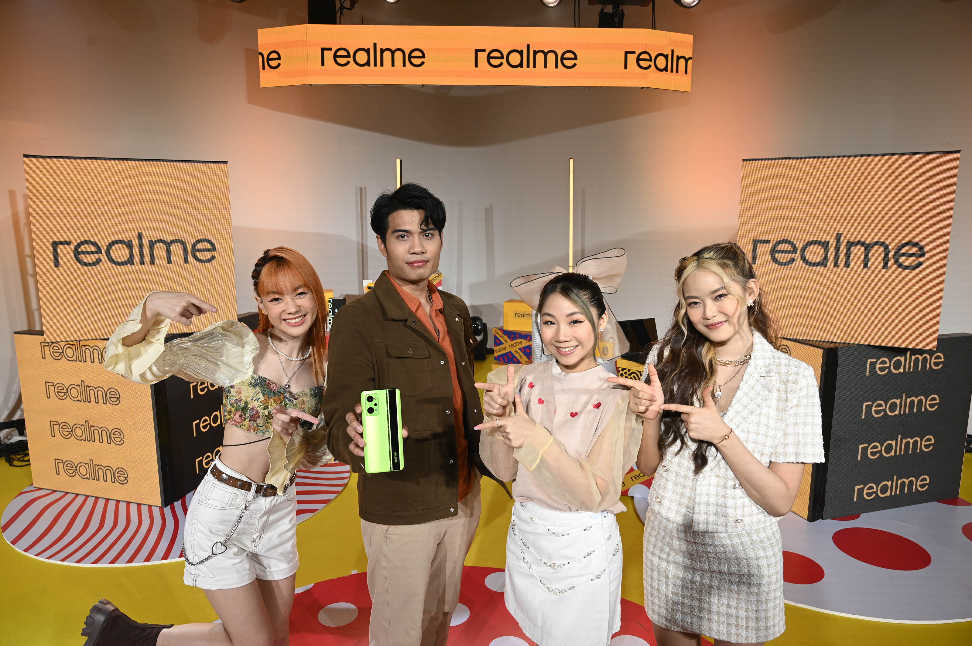 realme เปิดตัวนักฆ่าเรือธงรุ่นใหม่ realme GT Neo2 5G พร้อมด้วยสมาร์ตโฟนสุดคุ้มสเปกแรง realme narzo 50i 