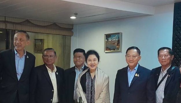  รองประธานวุฒิสภา นำคณะ กมธ.แรงงานและไอซีที เข้าพบ กงสุลใหญ่ ณ นครกว่างโจว