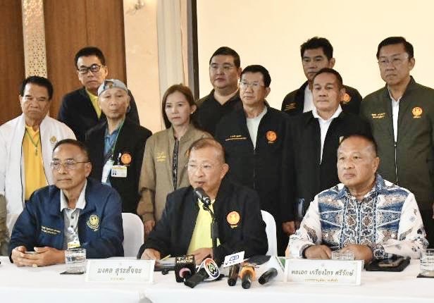 “มงคล” นำทีมสว.แถลงโต้ “ดีเอสไอ” รับคดีฮั้วเลือกสว.67 เชื่อเป็นเกมการเมือง หวังเกิดวิกฤต รธน.รื้อใหม่ทั้งฉบับ ขู่ใช้กฎหมายสู้กลับ 