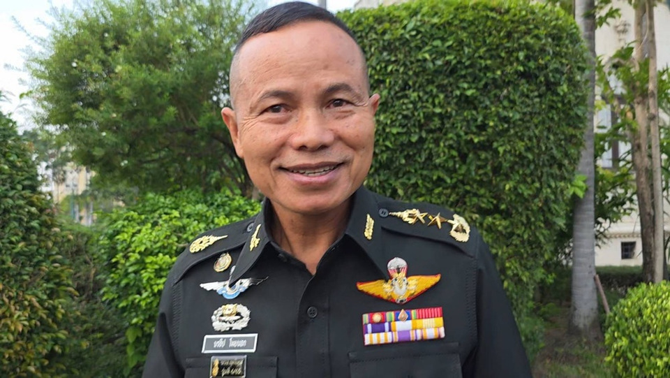 “แม่ทัพภาค 4” เข้าพบ “นายกฯอนุทิน” รายงานสถานการณ์ชายแดนใต้ ยกนิ้วโป้งให้สื่อมั่นใจกำลังใจดี
