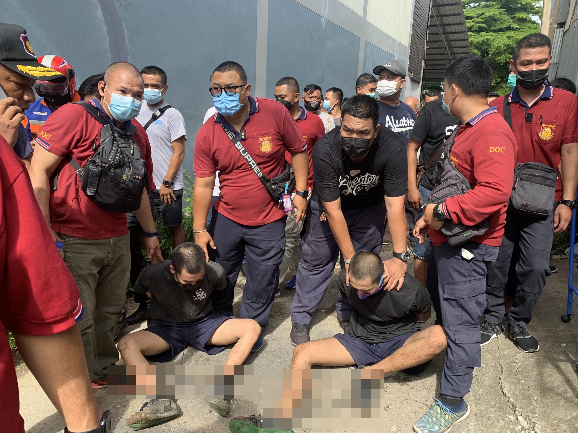  ตำรวจตามไล่ล่านักโทษชายแหกคุกหลบหนี  ออกจากเรือนจำเพชรบูรณ์ถูกรวบตัวครบทั้ง 4 คน 