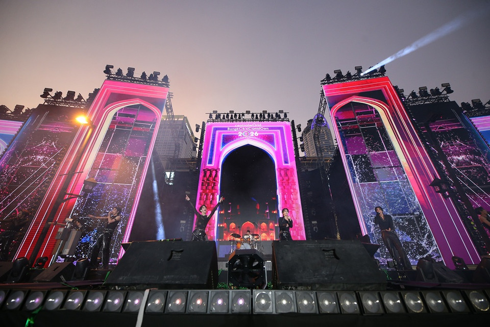 เริ่มแล้วสนุกมันส์! centralwOrld Bangkok Countdown 2026 คึกคัก