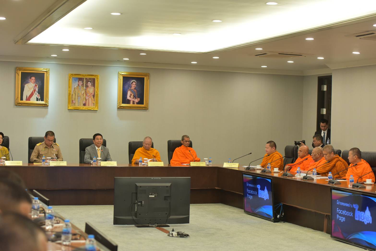  รัฐบาล-มหาเถรสมาคม ขอคนไทยร่วมเป็นเจ้าภาพ "งานวิสาขบูชาโลก" ต้อนรับอาคันตุกะนานาชาติ 1,300 รูป/คนจาก 73 ประเทศ