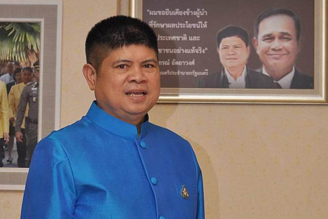 "แรมโบ้อีสาน" เย้ย "ม็อบทะลุฟ้า-ไทยไม่ทน" เลิกกดดัน "พรรคร่วม" ถอนตัวรัฐบาล ย้ำยังยืนหยัดทำงานร่วม "บิ๊กตู่" 