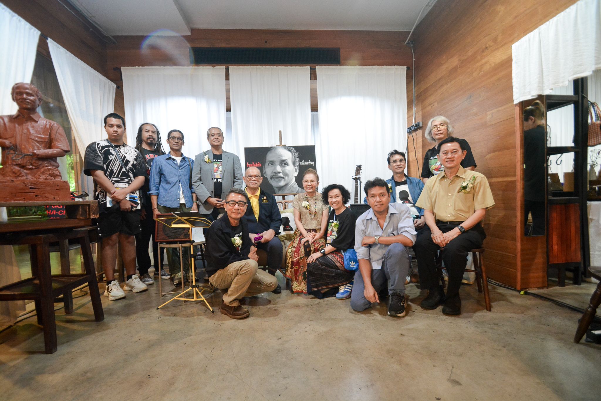 งานรำลึกศาสตรเมธี  “นิทรรศการแห่งความกตัญญูกตเวที”  เชิดชู “ชูเพชร” ของครูปัญญา เพ็ชรชู ครูผู้ให้แห่งเพาะช่าง  