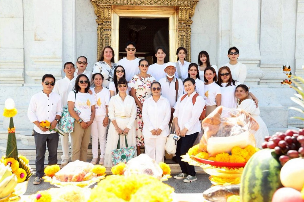 “กบ ปภัสรา” นำทีมนักแสดง “ผีเสื้อสลับลาย” บวงสรวงศาลหลักเมือง เอาฤกษ์ก่อนออนแอร์ 22 ก.ค.นี้