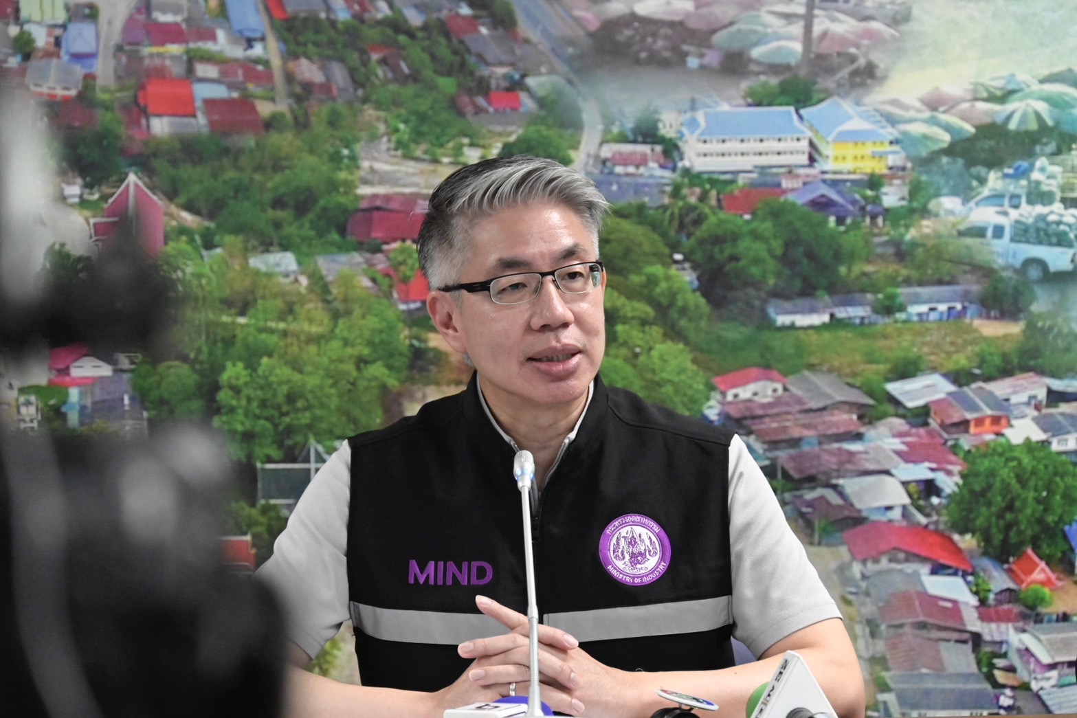 ปลัดอุตฯเซ็นคำสั่งตั้งศูนย์บริหารภาวะฉุกเฉินจากโรงงาน เน้นทำงานเชิงรุก ป้องกันเฝ้าระวัง ย้ำต้องรวดเร็ว มีประสิทธิภาพ  
