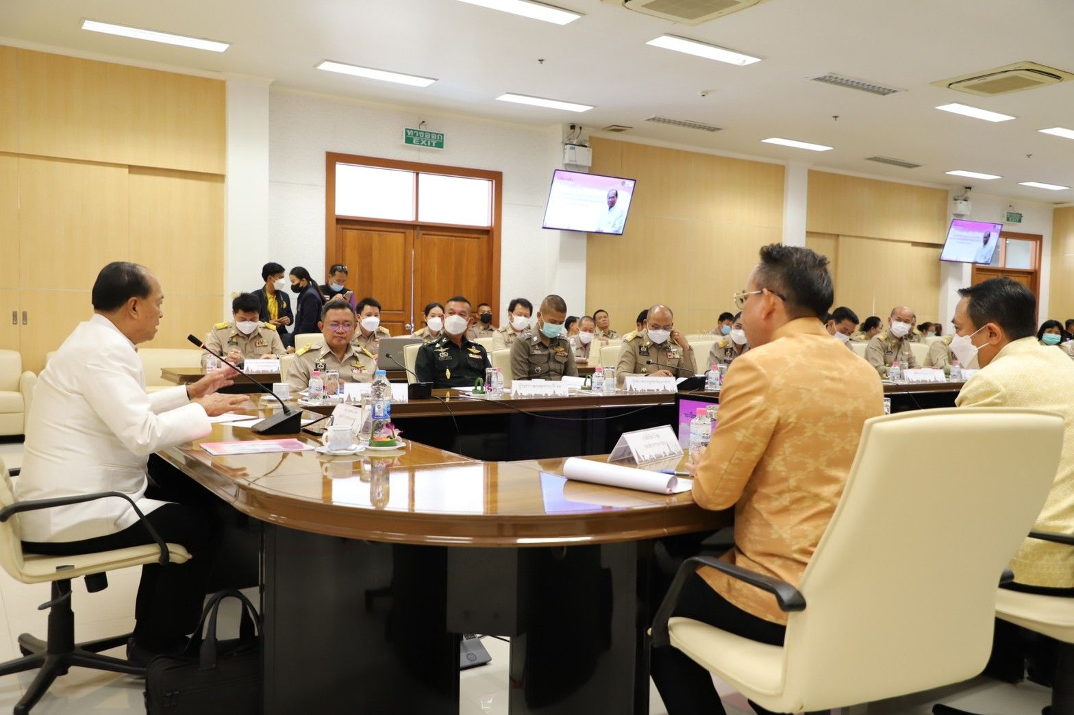 อธิบดีกรมโยธาฯ ร่วมคณะ มท.1 ลงพื้นที่จังหวัดอุบลราชธานี