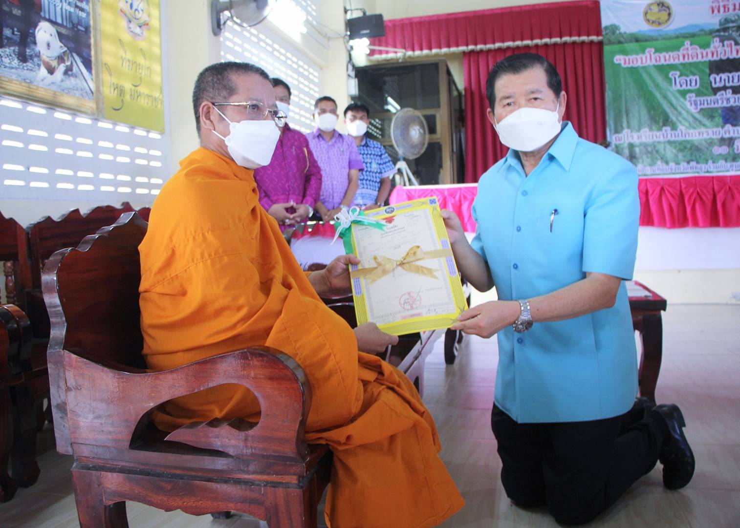 'นิพนธ์'เร่งรัดสร้างกรรมสิทธิ์ให้ประชาชนแจกโฉนดที่ดินพัทลุง  มูลค่าทางเศรษฐกิจกว่า 115 ล้าน 