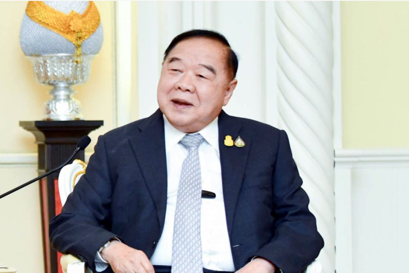 ‘ปิ๊กป้อม’ ยังอารมณ์ดี ไม่ตอบปม ‘มิ่งขวัญ’  ทิ้ง ‘พลังประชารัฐ’ หลังเข้าร่วม แค่ 22 วัน