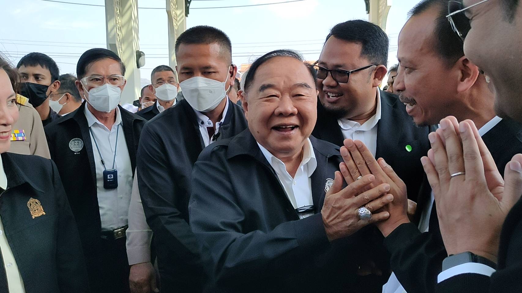 ‘ลุงป้อม’ พบปะมวลชน “ผู้แทนสภาสันติสุขตำบล จ.สตูล” พร้อมผลักดันให้มีคุณภาพชีวิตความเป็นอยู่ที่ดีทุกด้าน