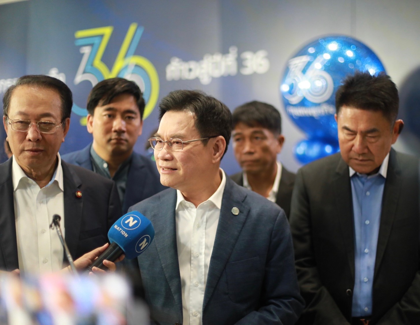 "จุรินทร์"เลือกแล้ว 3 ขุนพลคู่ใจ "องอาจ-สุชัชวีร์-มาดามเดียร์" ลุยศึกเลือกตั้ง กทม.