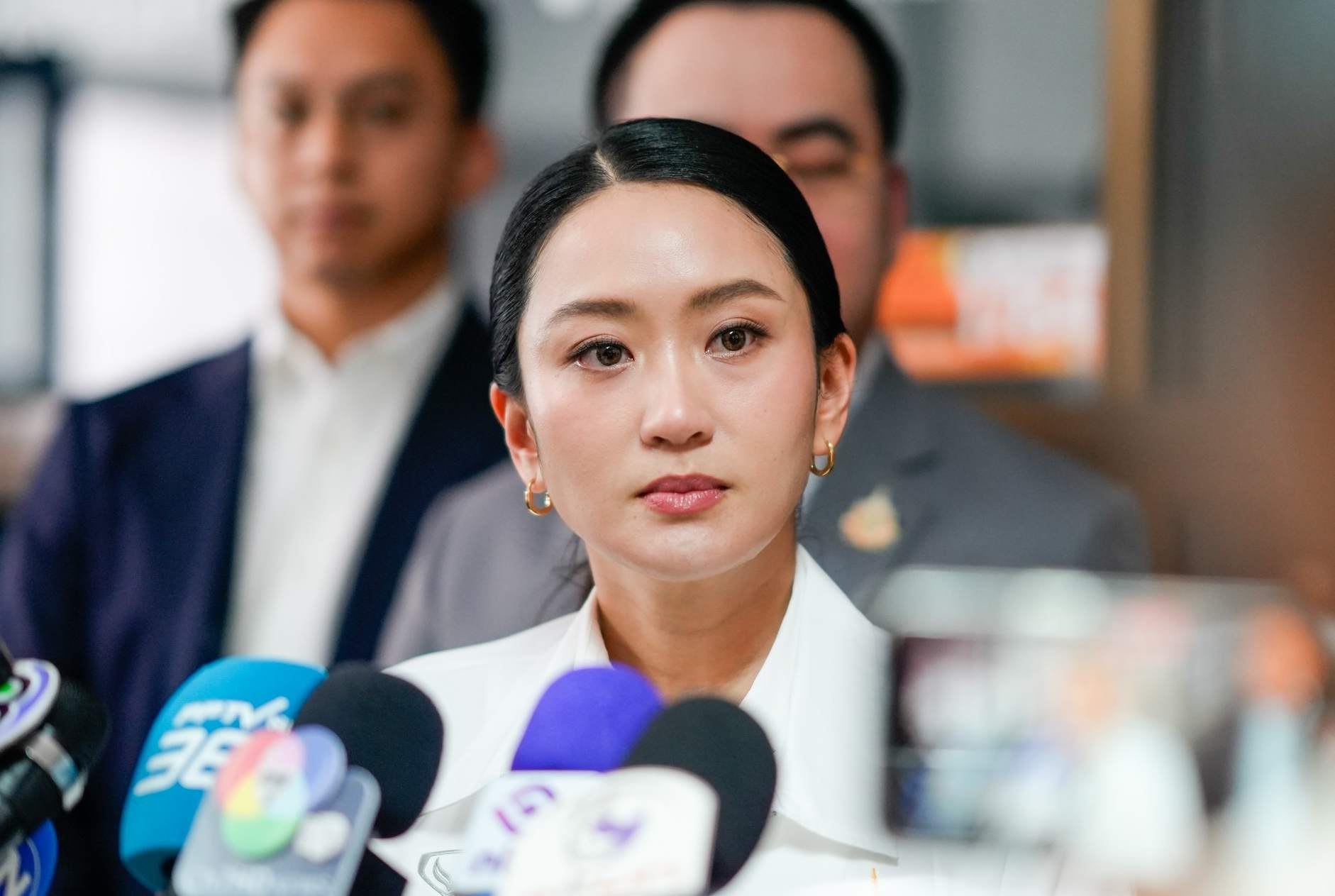 "แพทองธาร" ประณามกัมพูชา! ชี้ใช้อาวุธก่อน ละเมิดกฎหมายสากล ย้ำไทยยึดสันติวิธี