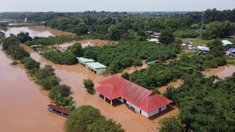 น้ำโขงสูงต่อเนื่องแตะ 12 เมตรท่วมอาคารจุดผ่อนปรนตลาดนัดไทยลาวต.บ้านกลางมูลค่ากว่า4 ล้าน 