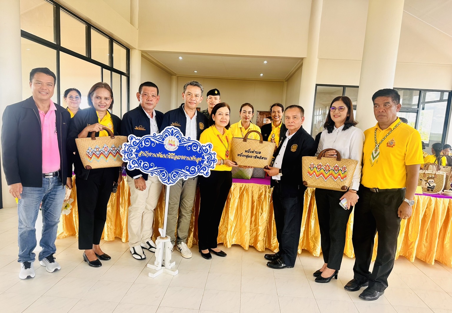 'พิพัฒน์'ปิ๊งไอเดียดันกระจูดพัทลุงเป็นสินค้าพรีเมียม หนุนกลุ่มอาชีพอิสระครบวงจร