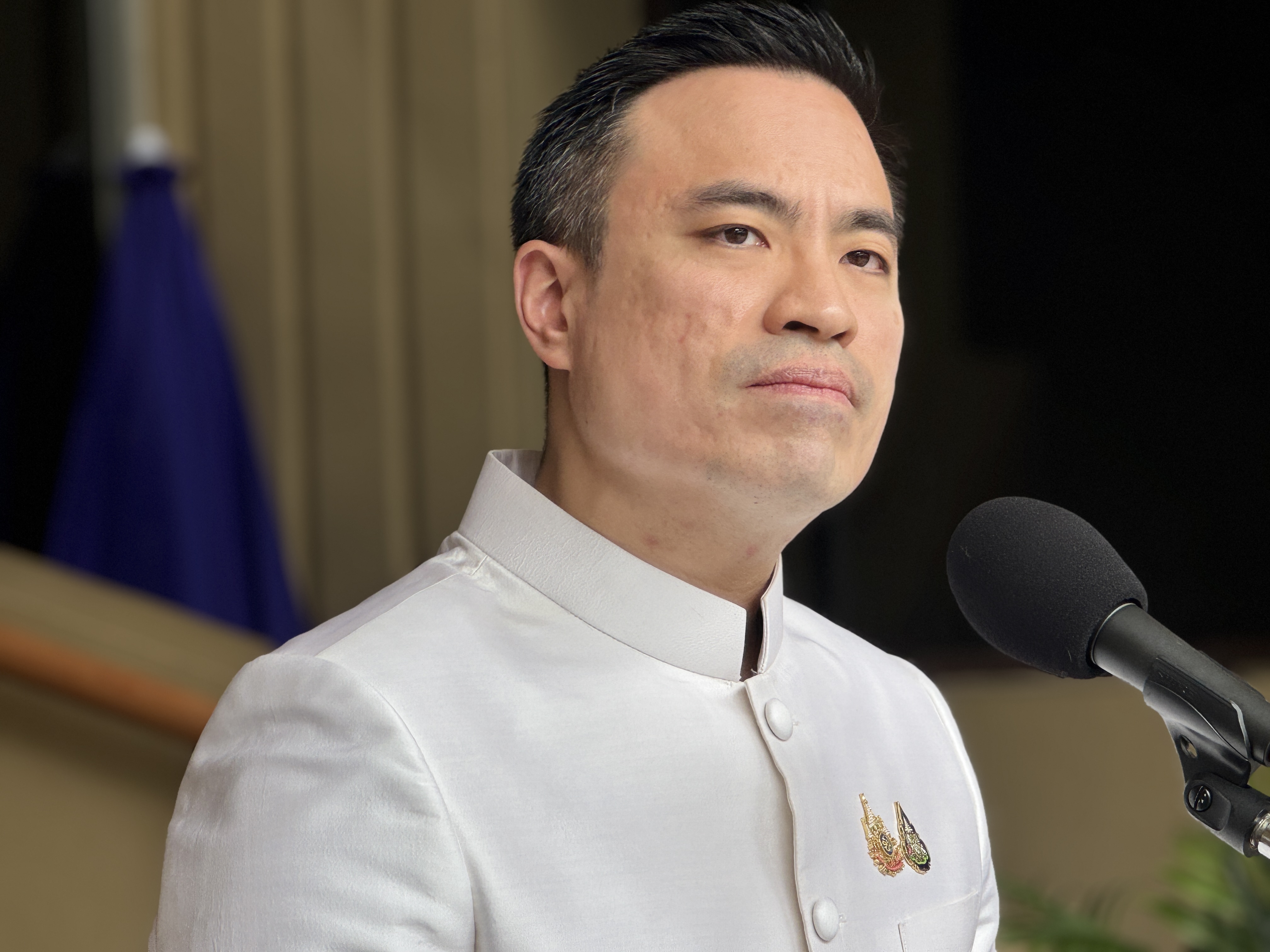 "เอกนัฏ" แจงอยู่ร่วมรัฐบาลต่อ เหตุปัญหาปท.รุมเร้า ต้องช่วยแก้จนกว่าจะผ่านวิกฤติ รับเป็นประสบการณ์ที่แย่ ยังไม่ได้คุย "วิทยา-จุติ"