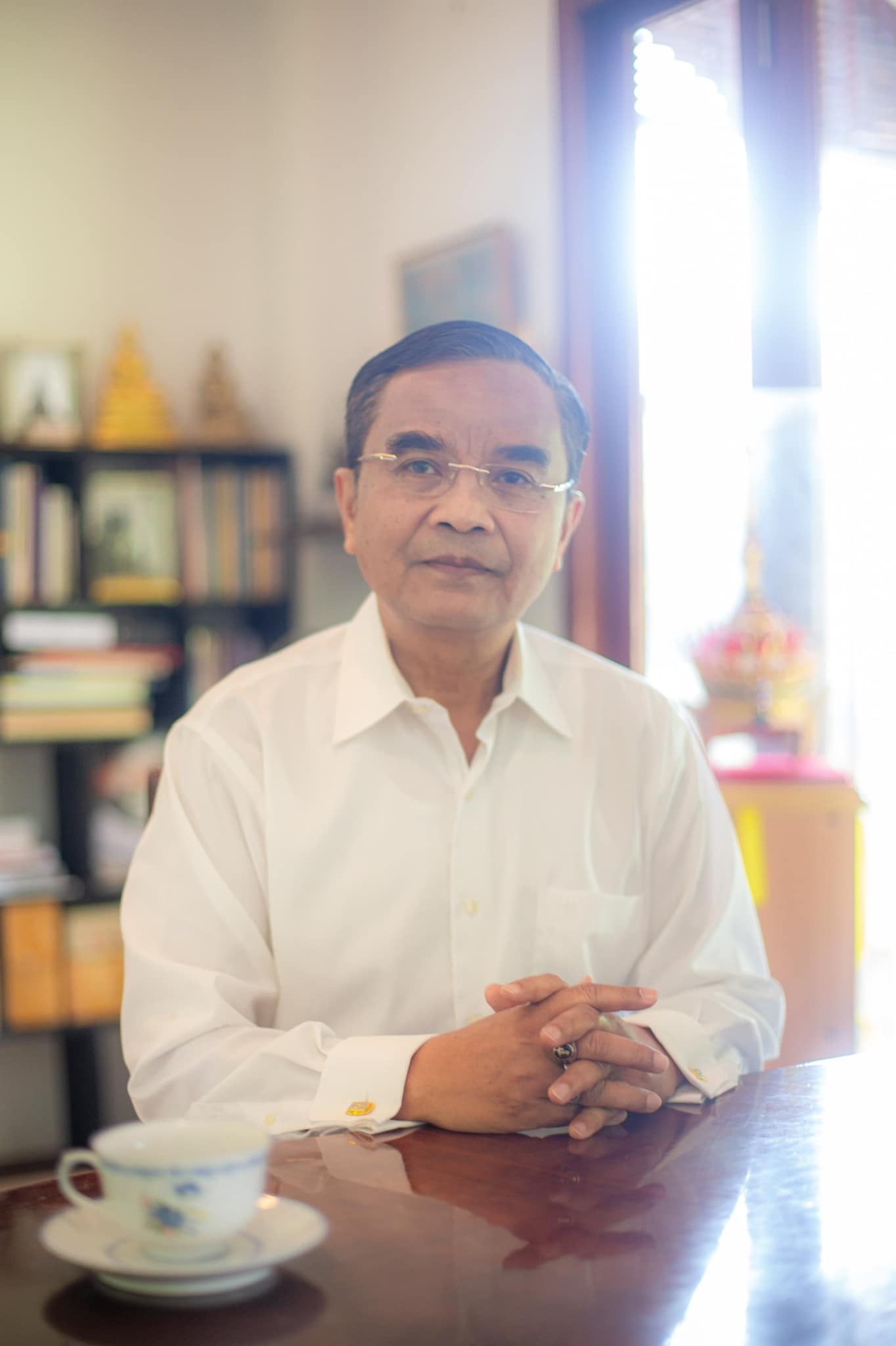 "นิพิฏฐ์" ปลุกคนใต้ ประกาศตัวเป็นไท ล้ม "บ้านใหญ่" ปลดแอกระบบอุปถัมภ์