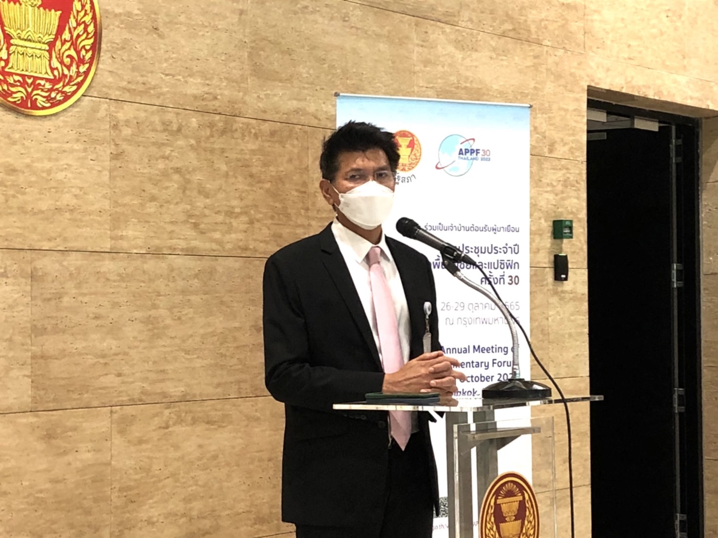 "สาธิต"  ขอบคุณ "ประธานสภาฯ-กมธ. " ทำเต็มที่แล้ว หวังอนาคต "นิติบัญญัติ-รัฐสภา" มีเอกภาพ ทำกฎหมายให้ถูกต้อง