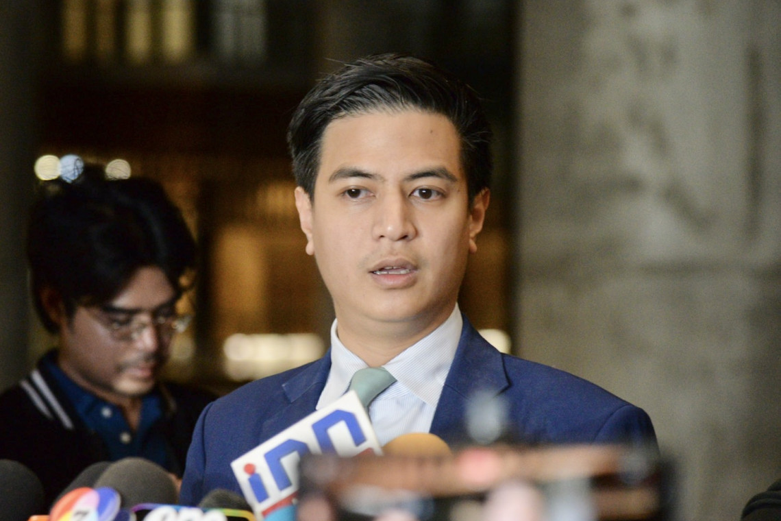 "ไอติม พริษฐ์" เผย อนุ กมธ.หั่นงบรัฐสภา 702 ล้าน! จี้ กมธ.งบฯ ยืนตามมติ