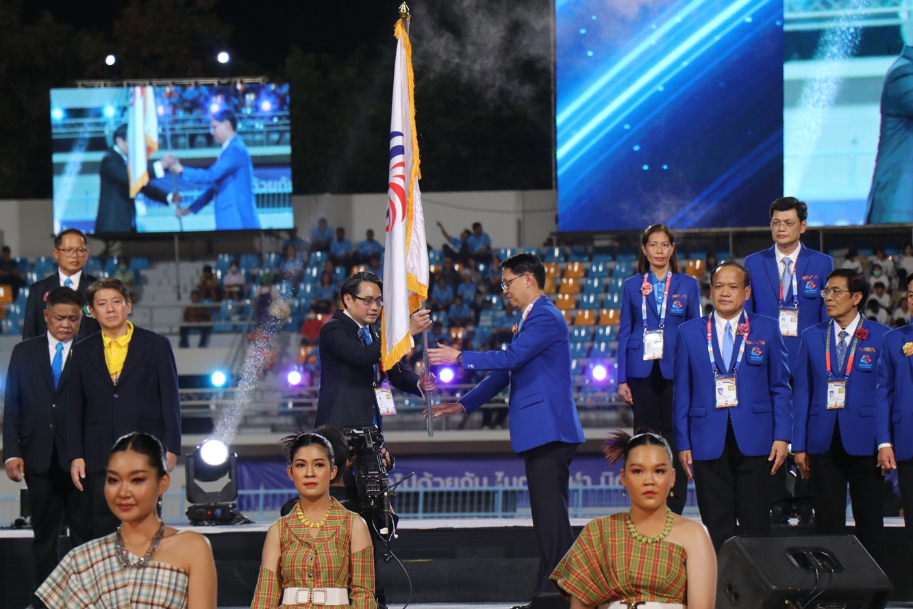 ปิดฉากการแข่งขันกีฬาแห่งชาติ ครั้งที่ 48 "กาญจนบุรีเกมส์"ส่งมอบต่อให้จันทบุรีเจ้าภาพครั้งต่อไป"จันท์เกมส์"