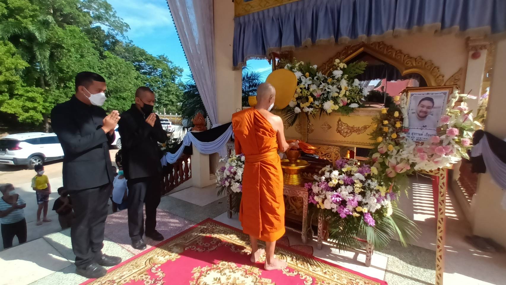 ร่วมส่งดวงวิญญาณ ‘สุรกานต์’ เหยื่อไฟไหม้เมาท์เทนบี