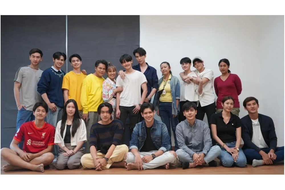 "ไผ่ร้อยกอ" เดินหน้าเต็มสูบ! เวิร์คชอป นักแสดง "Boxer In Heart หมัดนี้ให้นาย" เรียกพลังด้านการแสดง