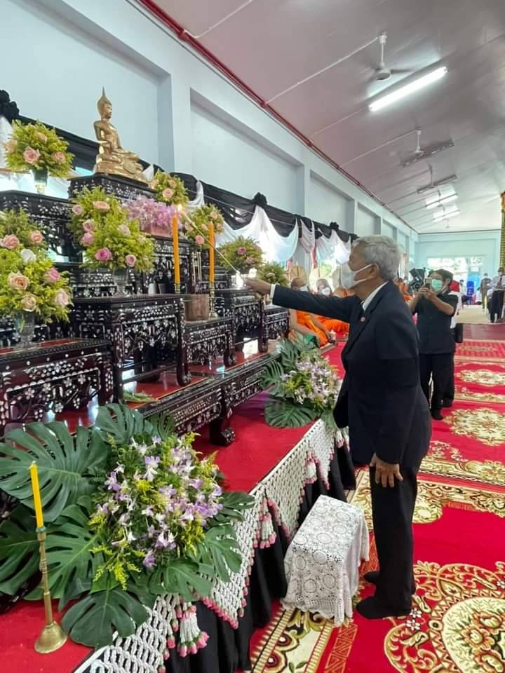 อดีตรมว.แรงงานร่วมพิธีบรรจุสรีระสังขารพระสุธรรมญาณ  