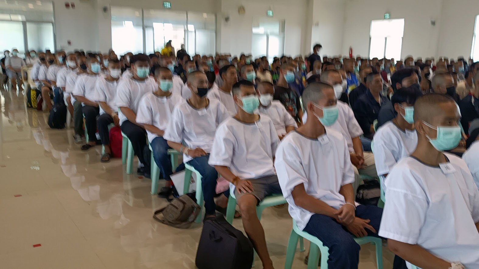 บึงกาฬ ผู้ว่าฯ และญาติร่วมส่งทหารใหม่ 259 นายเข้ากรมกอง