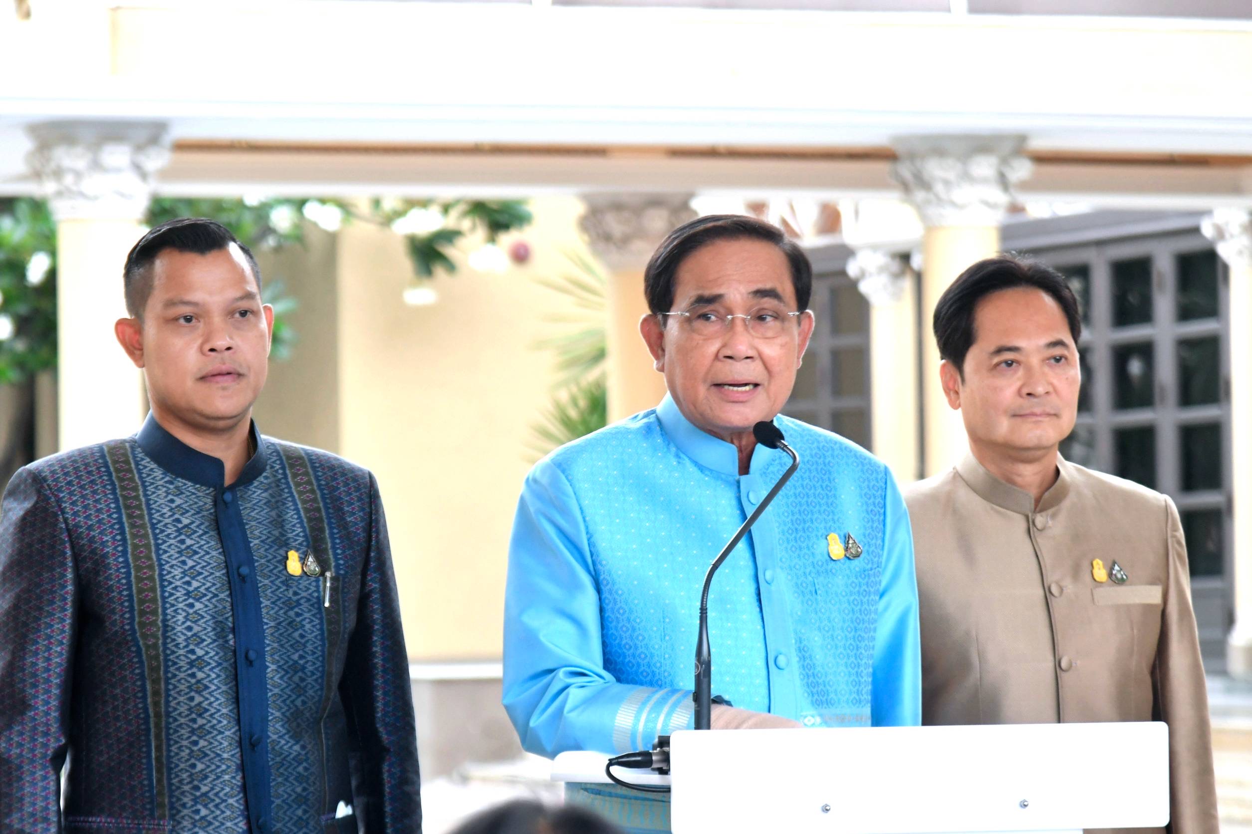 "บิ๊กตู่" ขอครม.อดทน ย้ำรัฐบาลรักษาการยังมีอำนาจแก้ปัญหาประชาชน