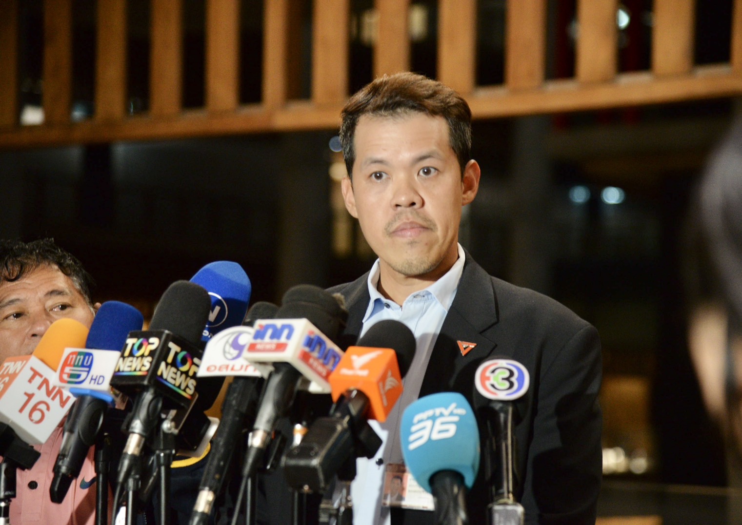 "ปธ.วิปฝ่ายค้าน" แย้มยื่นซักฟอก "10 รมต." ย้อน "เพื่อไทย" ตอนเป็นฝ่ายค้านเคยขออภิปรายฯ 7 วัน 