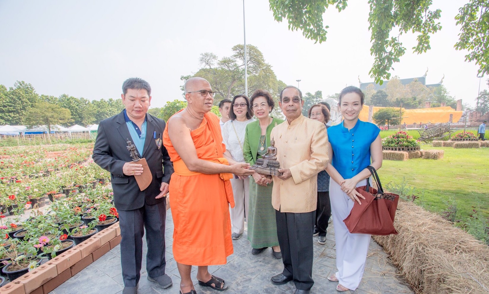  เริ่มแล้วงานเกษตรและของดีเมืองอ่างทอง และงานไหว้พระนอนองค์ใหญ่ที่สุดในโลก ครั้งที่ 8