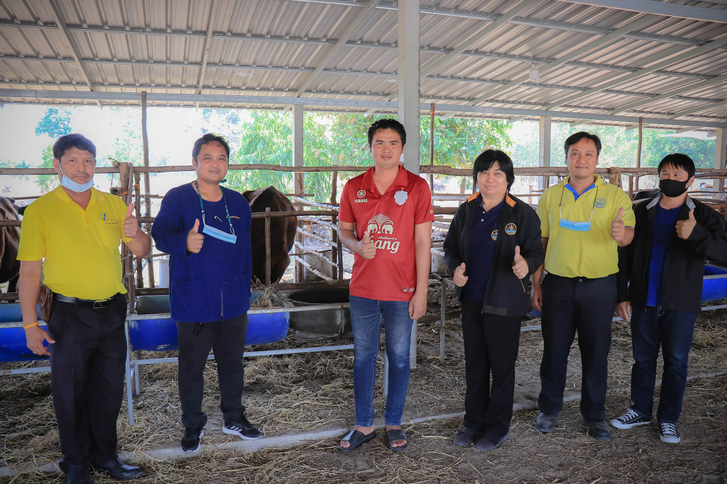 "พงษ์ดนัย กองคำ" ต้นแบบสมาชิกโครงการนำลูกหลานเกษตรกลับบ้านฯ ฟาร์มโคเนื้อพันธุ์วากิว