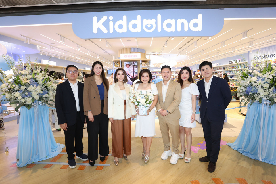 กรุงเทพประกันชีวิต ร่วมยินดี ในพิธีเปิด Kiddoland Flagship Store Grand Opening at CentralWorld