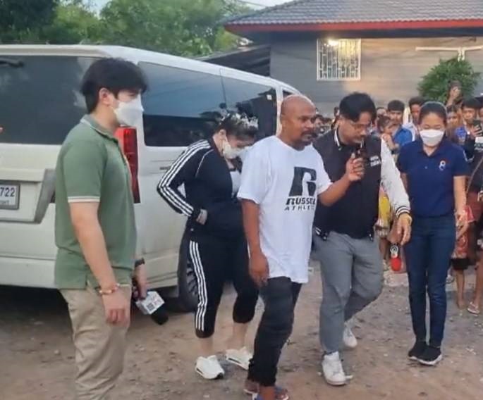 หมอปลาบุกเข้าช่วยยาย 75 ปีที่สระบุรีเหตุชาวบ้านลือถูกผีสิงร่าง   