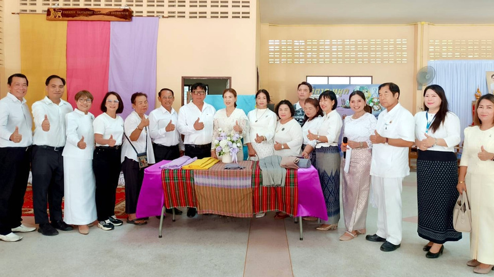 ระยองจัดใหญ่สืบสาน “ผ้าตากะหมุก” อัตลักษณ์ท้องถิ่น เฉลิมพระเกียรติพระราชินี