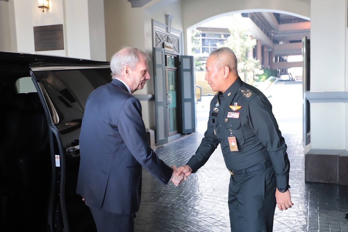ผบ.ทบ. ต้อนรับเอกอัครราชทูตสหรัฐอเมริกาประจำประเทศไทย กระชับสัมพันธ์ไทย-สหรัฐฯ 