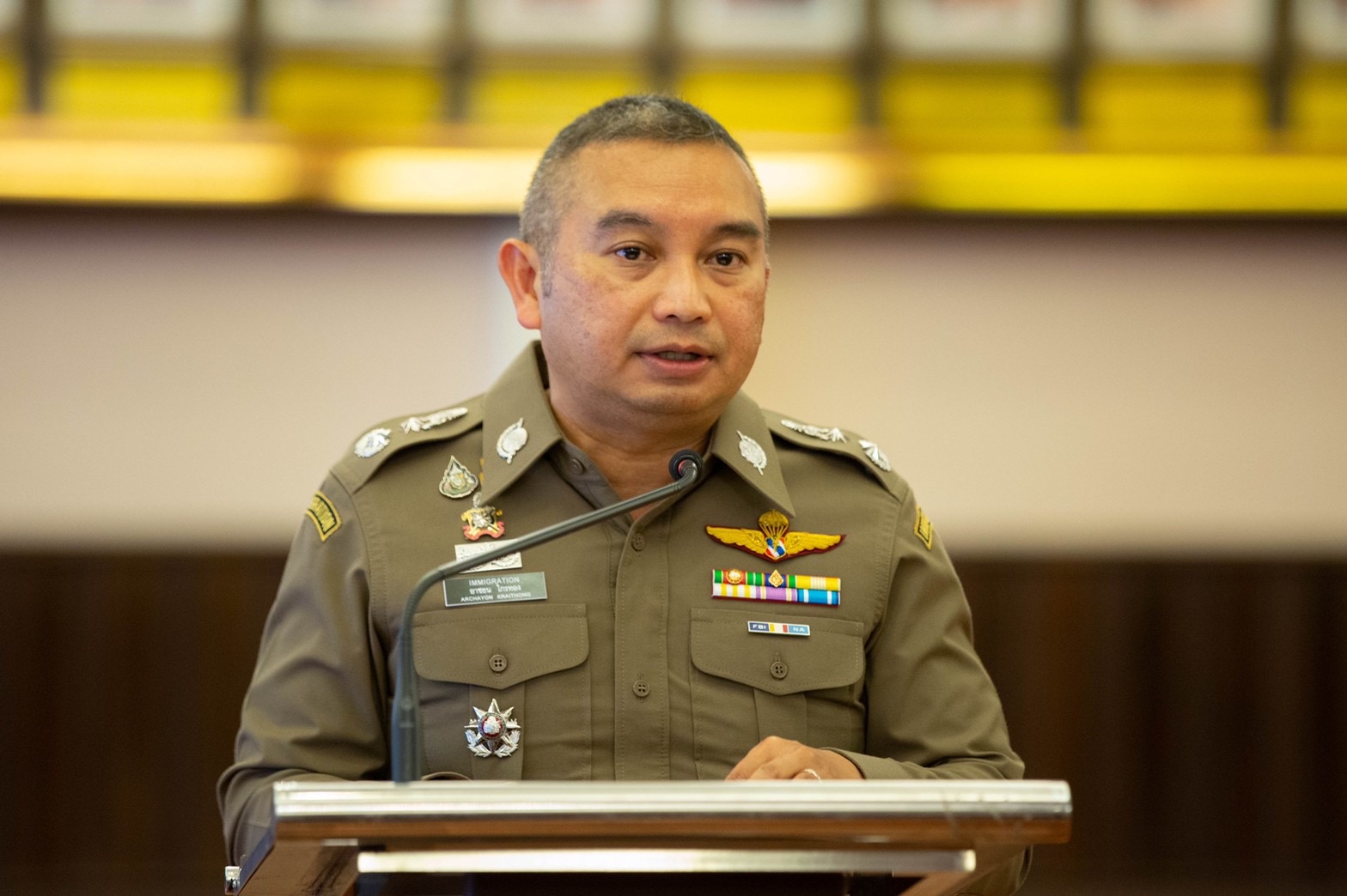 ผบ.ตร.สั่งตรวจสอบเหตุตำรวจ ตชด.ภ.2 ยิงกันเสียชีวิต กำชับดำเนินคดีตามกฎหมาย ดูแลเยียวยาผู้เสียชีวิต 